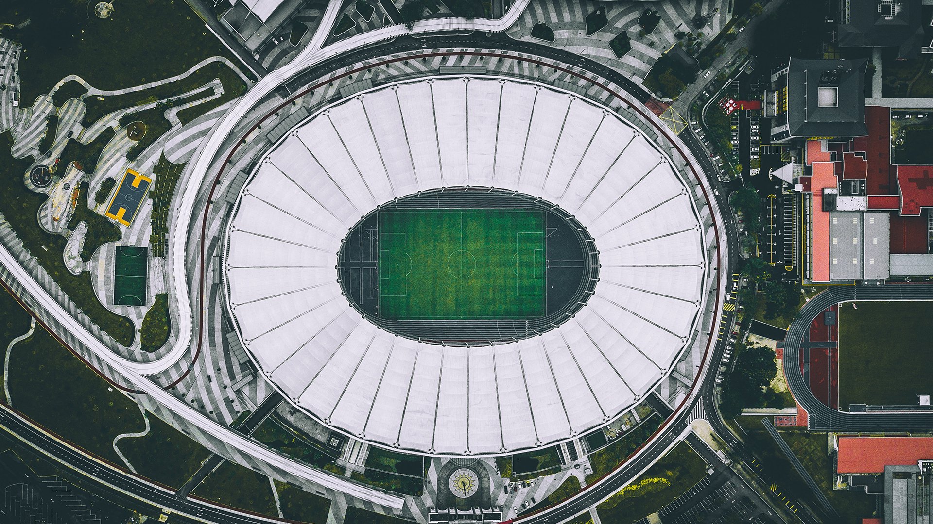 fifa国际足联-狂飙十连胜！东契奇刷新极限，独行侠剑指总冠军